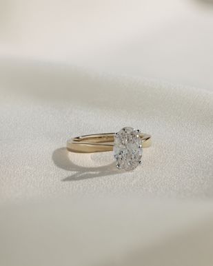 marquise cut solitaire diamond engagement ring